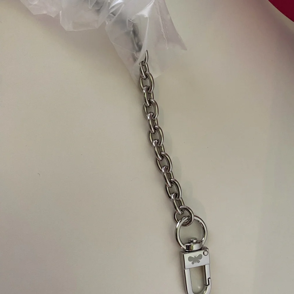 MaxMara Fuchsia Clutch with Silver Accents - Picture 8 of 9